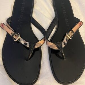 Burberry Nova check flip flop Sandals